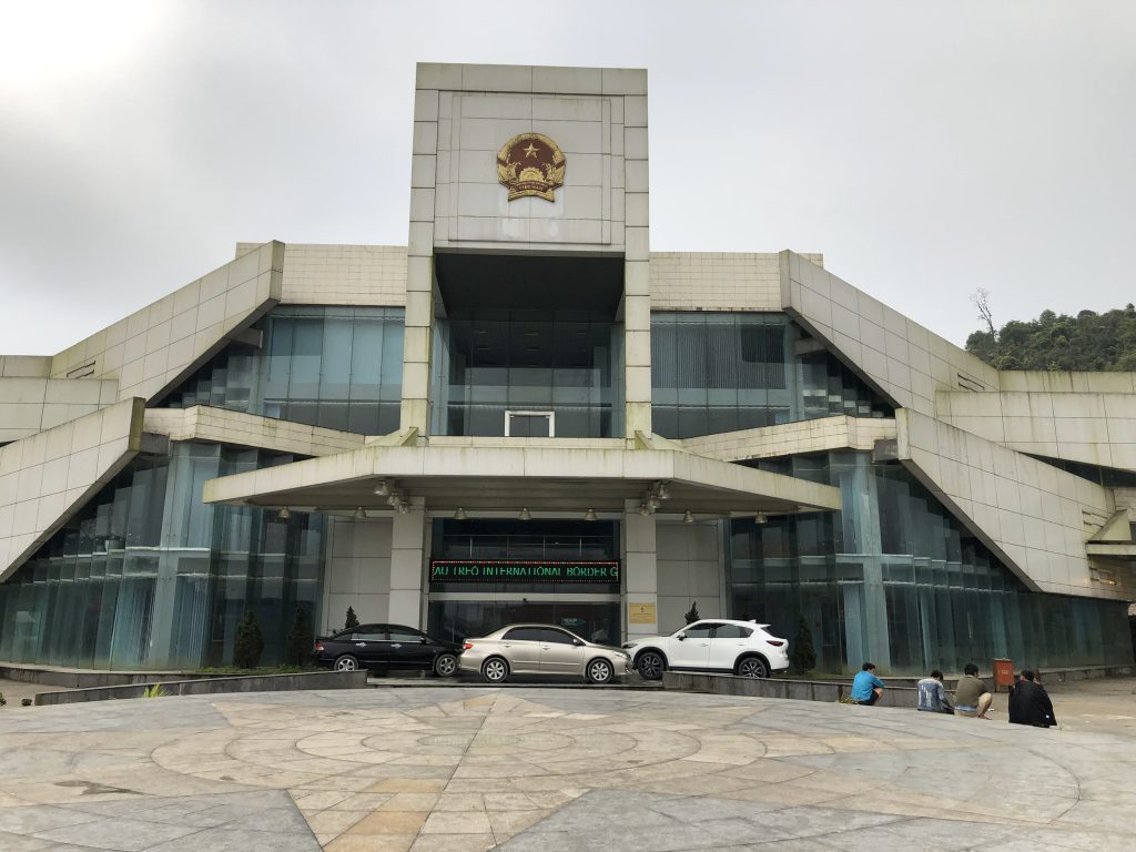 Chuyển hàng từ Sài Gòn đi Pakse (Lào) Chuyển hàng từ Sài Gòn đi Pakse (Lào)